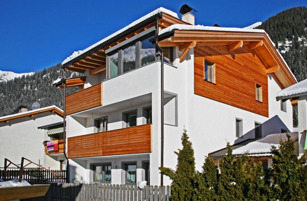 Ferienwohnung Haus Reider Sarentino エクステリア 写真